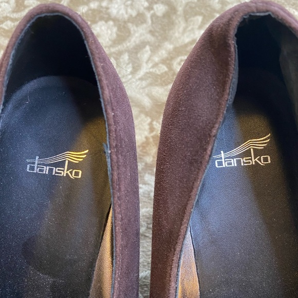 New Dansko Suede Mary Janes - Picture 4 of 7